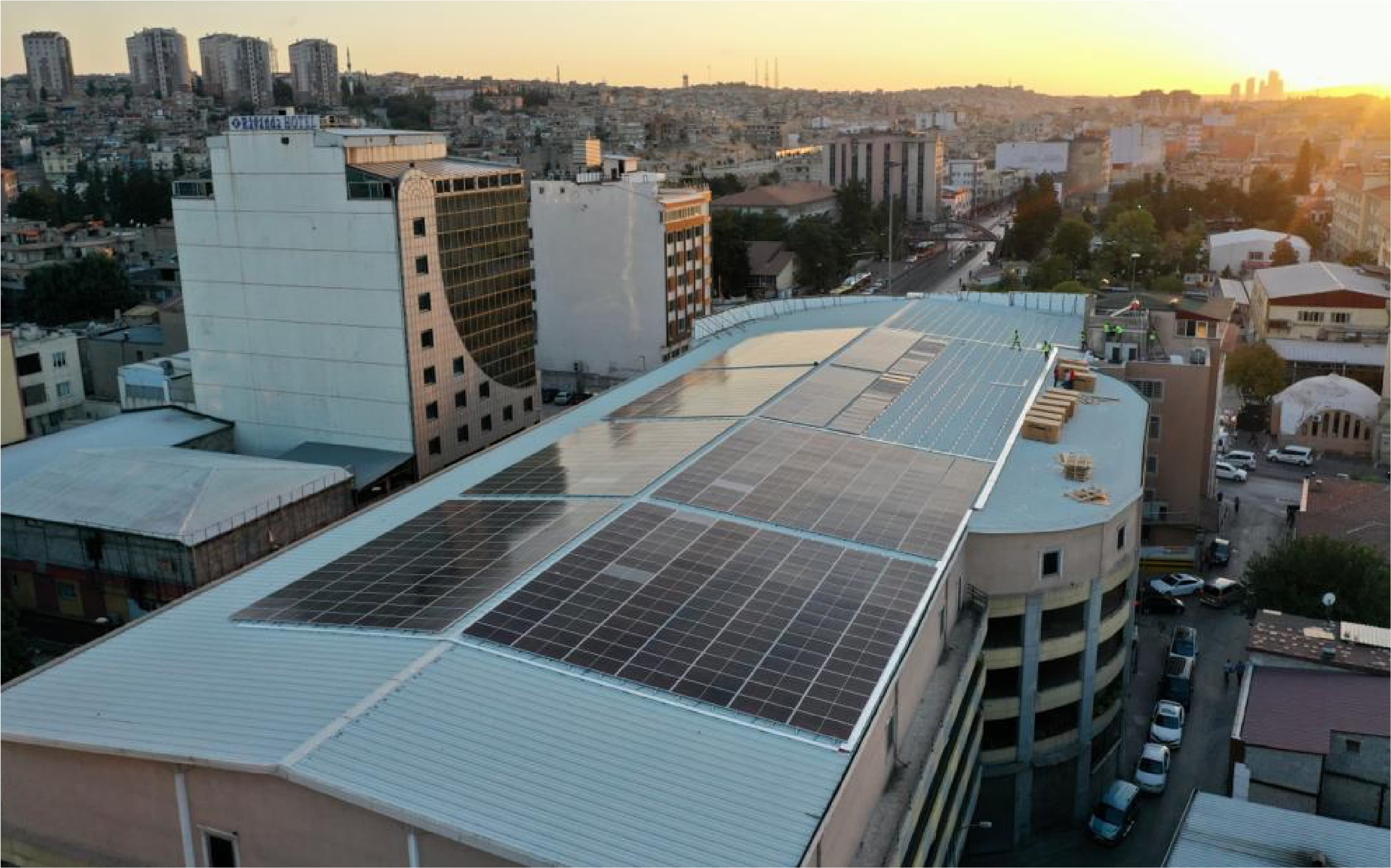 Giyland AVM 365 kWp Güneş Enerjisi Santrali Yapımı